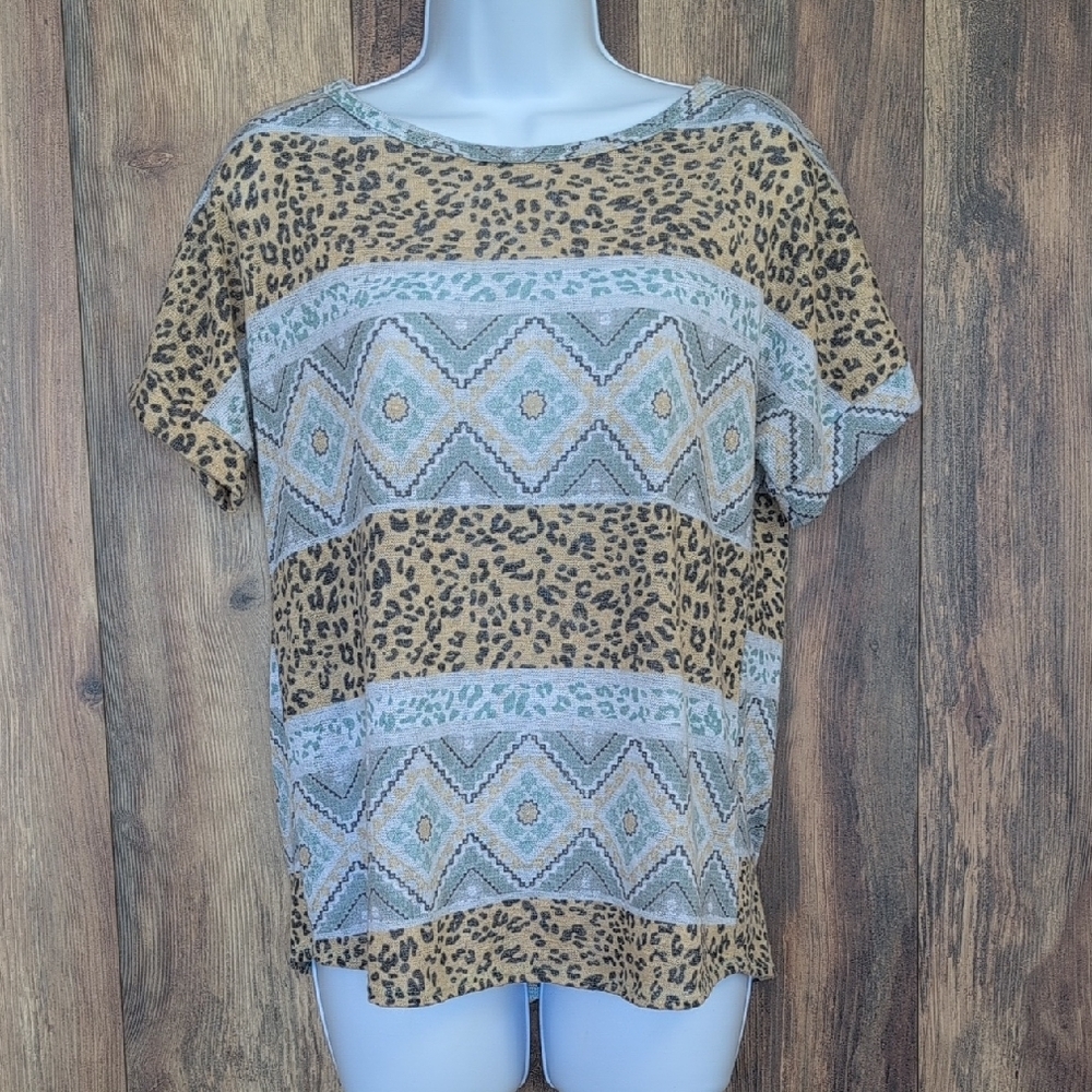 Stylish Leopard and Geometric Print Women's Top M L135